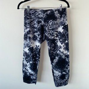 Calvin Klein women's cropped tie-dye leggings